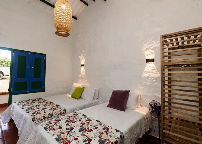 Hotel Campestre La Esperanza En Dios Montenegro