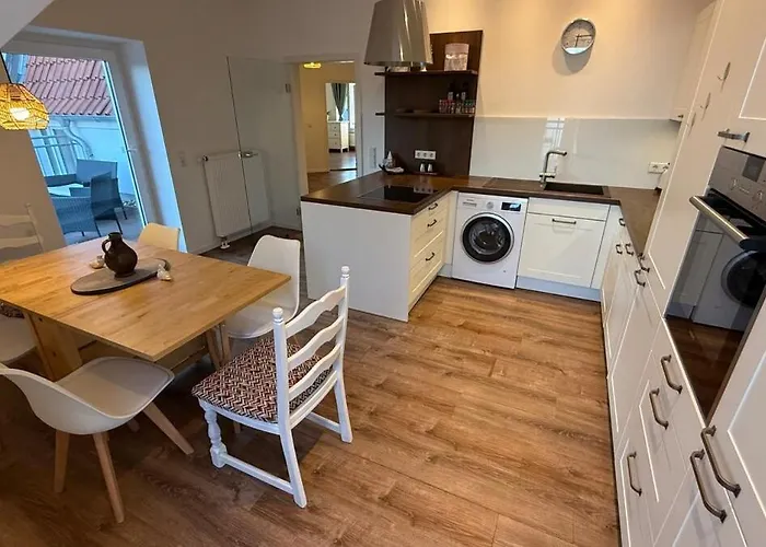 Penthouse With Roof Terrace - Central, Quiet Location Hannover