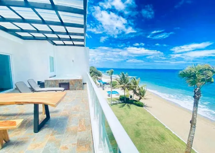 Beachfront Luxury Penthouse Sosúa