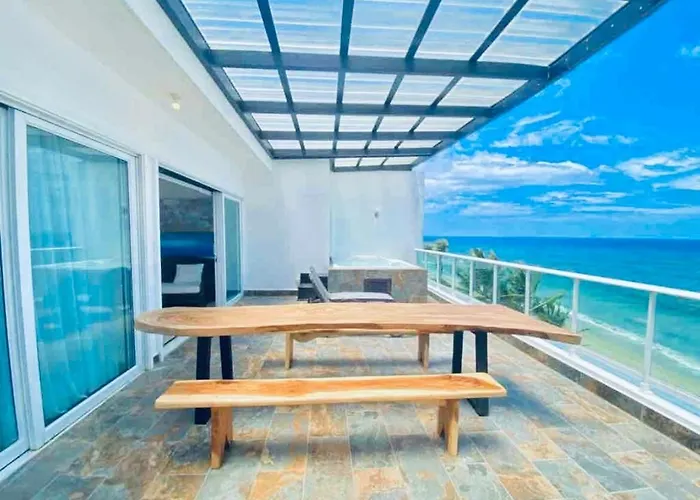 Beachfront Luxury Penthouse Sosúa