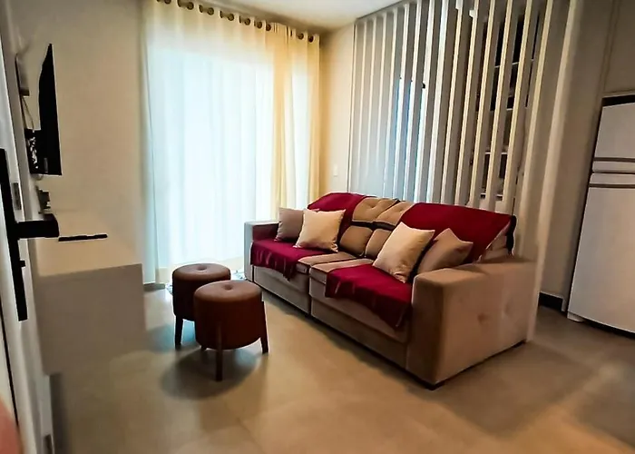 Apartamento A 500Mt Do Mar, Perto Do Beto Carrero, Com Ar Condicionado Piçarras