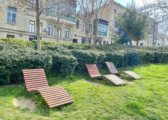 Balcony Apart In City Center Baku