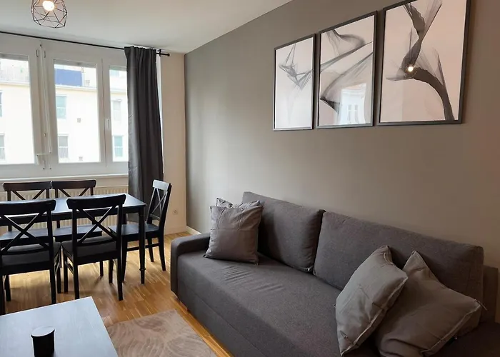 2BR, Danube, Central, U6&S-Bahn - Axara Housing BRN 33 Wien