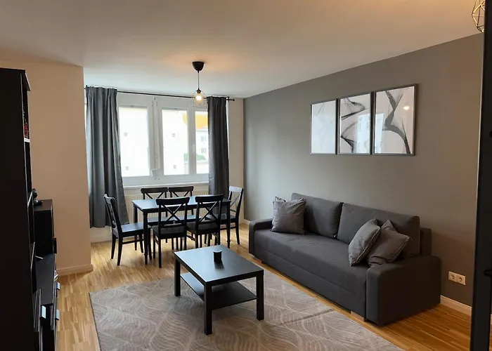 2BR, Danube, Central, U6&S-Bahn - Axara Housing BRN 33 Wien