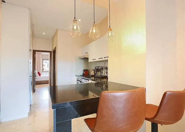 New Elegant And Cozy Appartement Next To Carre Eden Marrakesch