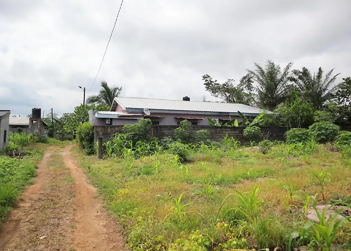 Maison Petite Ferme D Edith Kribi