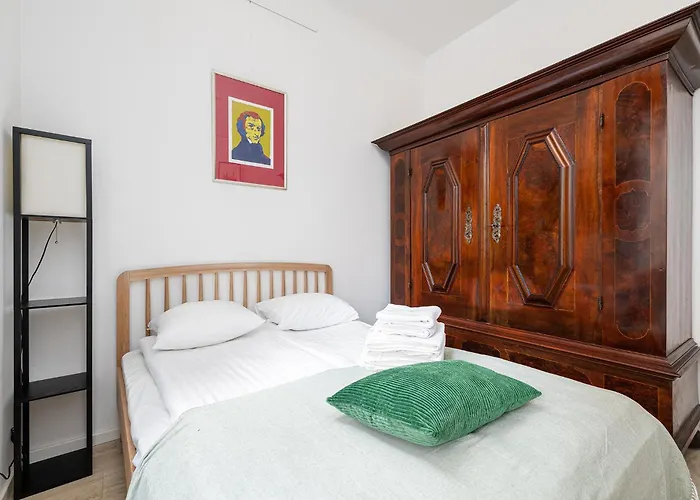 Rentplanet - Apartament Freta Warschau