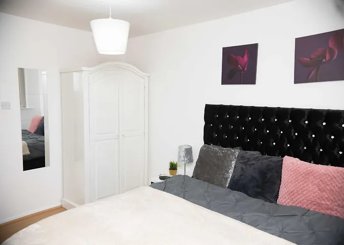 Emerald Excel City Airport O2 Apartment London