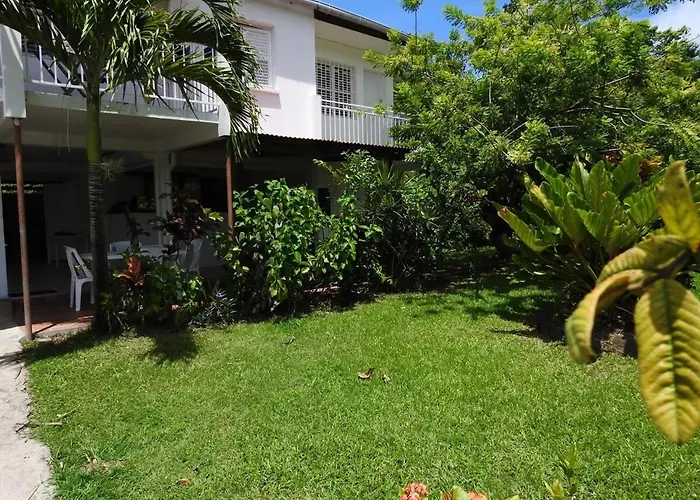 Maison Spacieuse A Les Trois-Ilets Avec Jardin