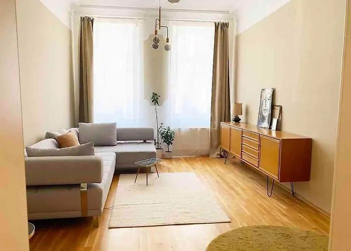 2 Schlafzimmer Wohnung für 5 Personen, Balkon, Hunde willkommen Leipzig
