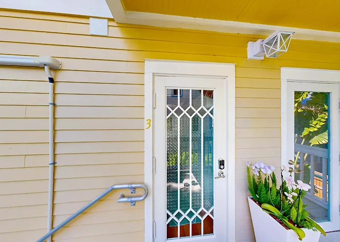 Periwinkle Place Key West