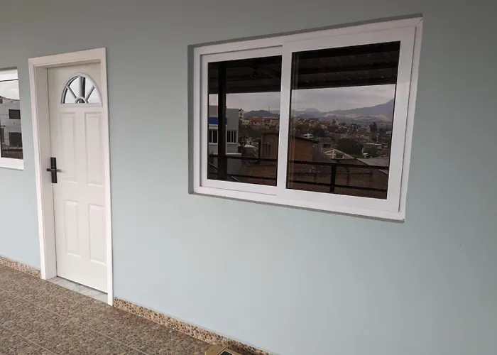10 Minutos De La Embajada Americana Apartamento De Dos Cuartos Tegucigalpa