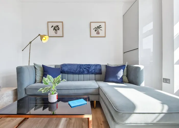 Lea Bridge Residence London