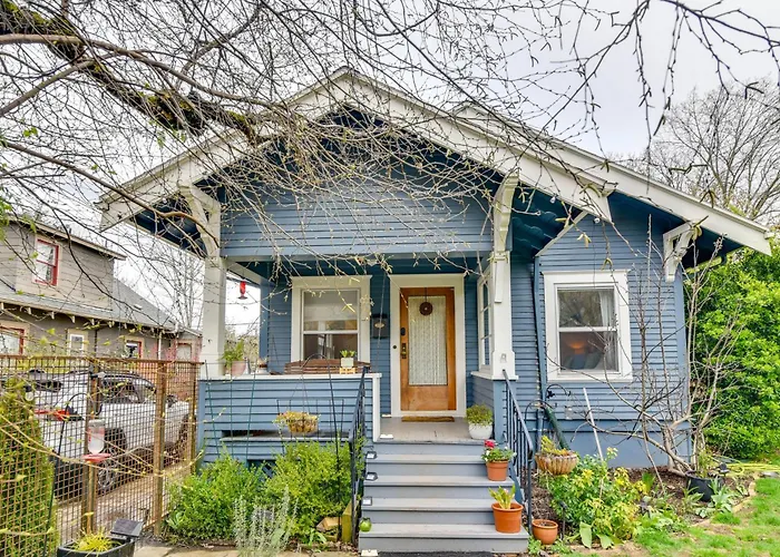 Vintage Bungalow With Porch In Sellwood Portland