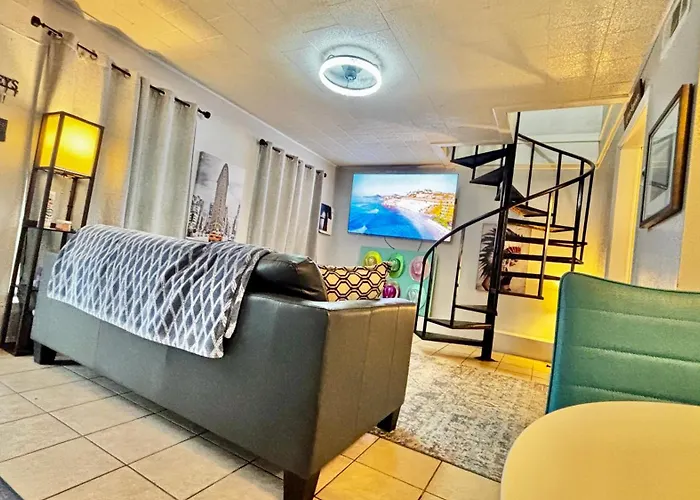 Urban Affordable Staycation Houston