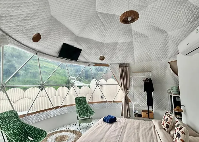 Hotel Kawoeng Glamping Bandung