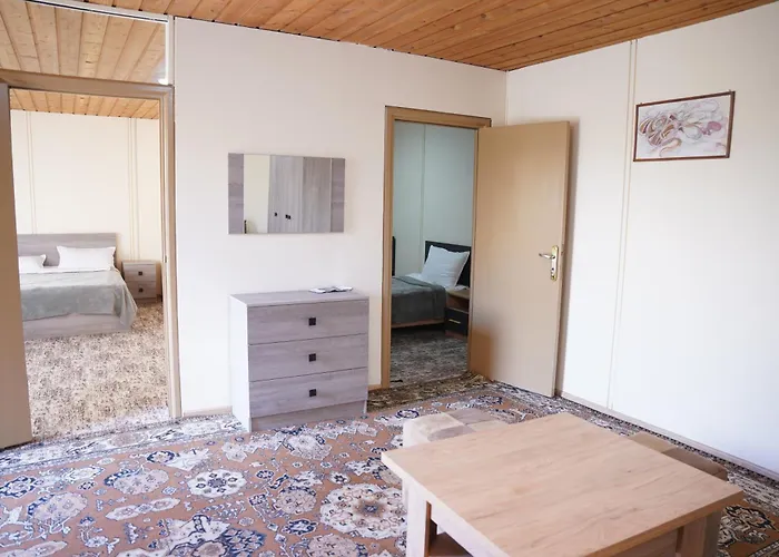 Ferienwohnung Apahov Gjumri