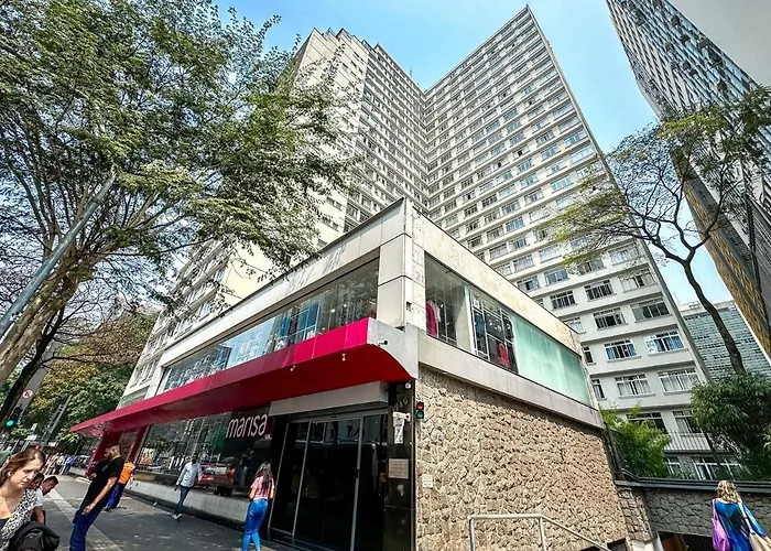 Pa1816 Studio At Av Paulista In Front Of The Masp São Paulo
