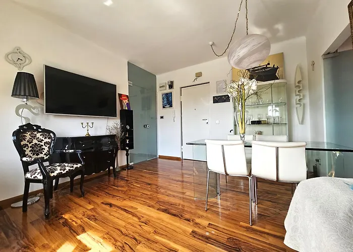 Purple Apartment Split