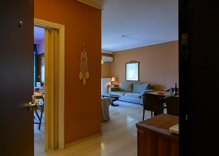 Dorina'S Ath-Seaside Apartment Athen