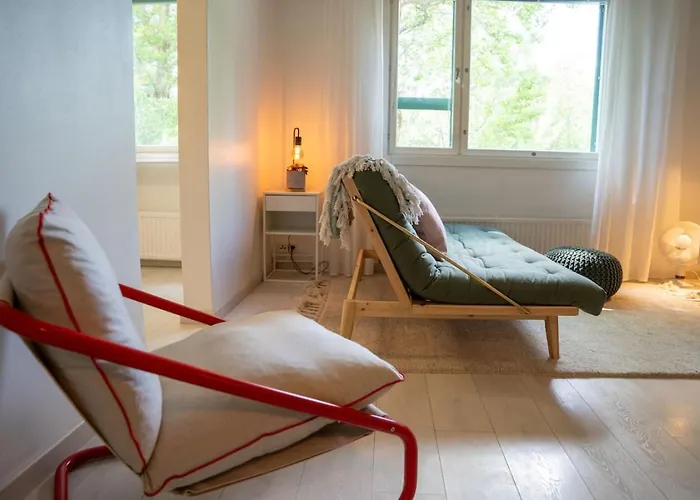 Flat With All Essentials, Great Location, Parking Helsinki