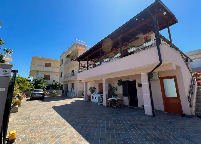 Garden Villa Vlore A&X