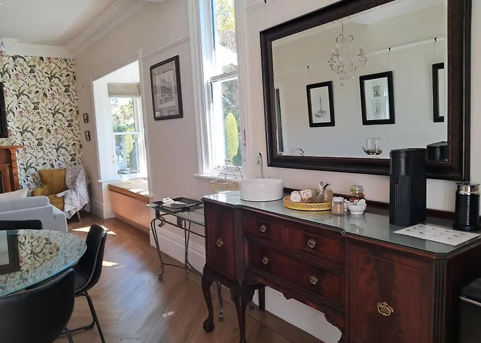 Plane Tree Villa Christchurch