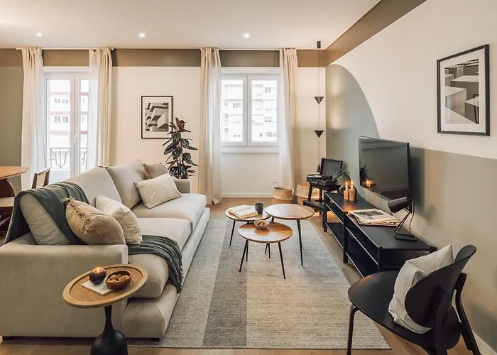 Harlem - 2 Bedrooms & Office In Alvalade Lissabon