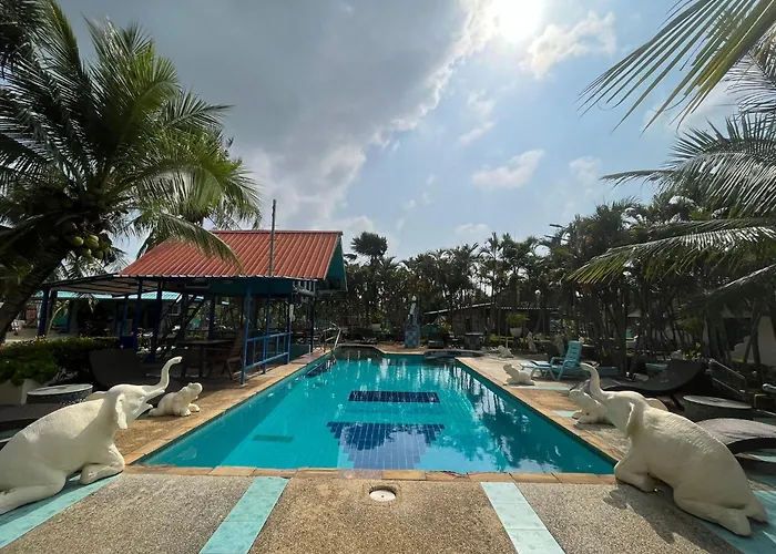 Naiharn Green Valley Number 15 16 Rawai