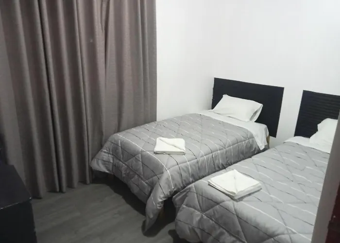 Habitacion 02 Camas 1C Lima