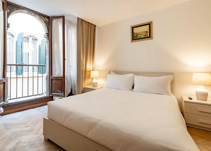 Torre Dell'Orologio Apartment By Bricola Apartments Venedig