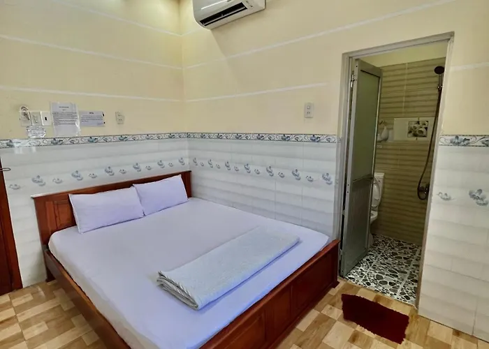 Bed and Breakfast Nha Nghi Phu My Cần Thơ