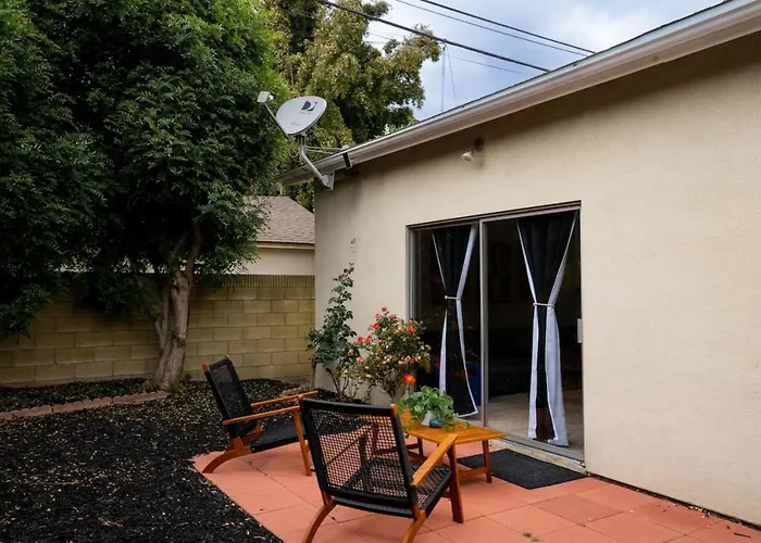 Villa Vintage Vibes Near Airport Games Sleeps 8 Long Beach