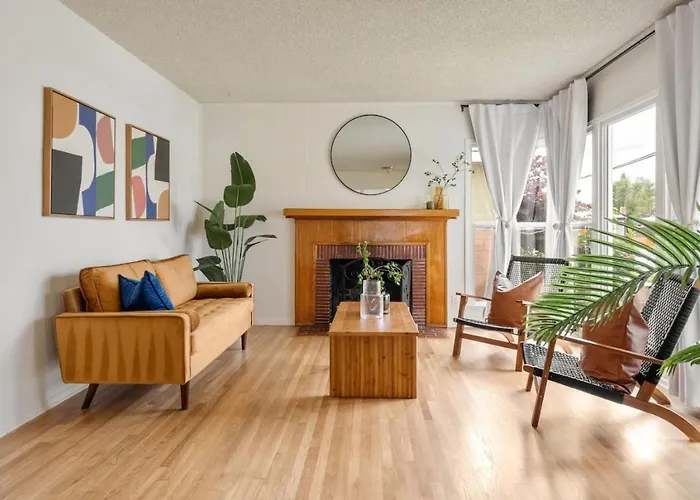 Villa Vintage Vibes Near Airport Games Sleeps 8 Long Beach