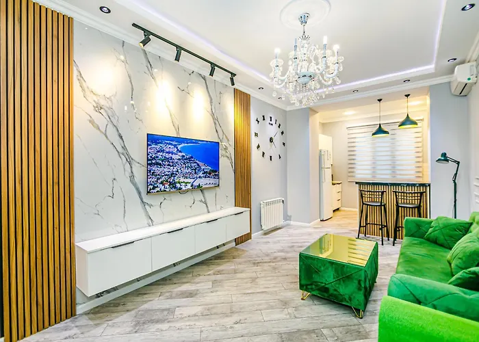 Sahil Skyline Suite Apartment By Baku Housing