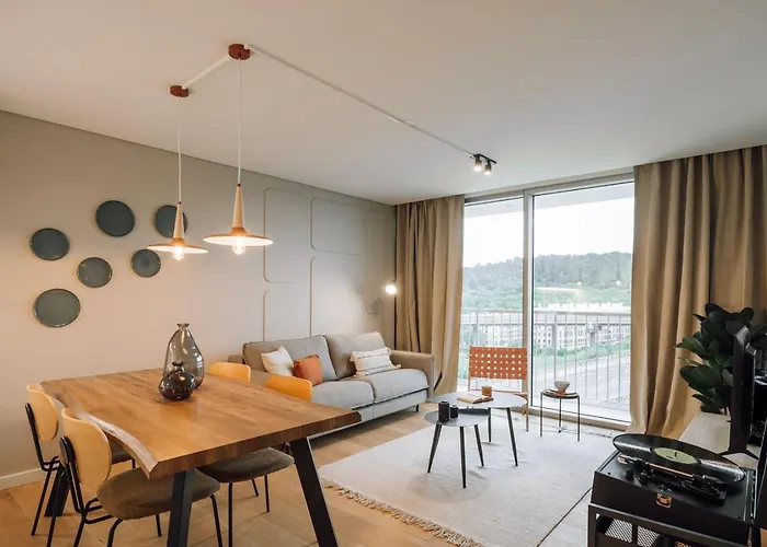 Saudade - 1 Bedroom And Shared Pool In Campolide Lissabon