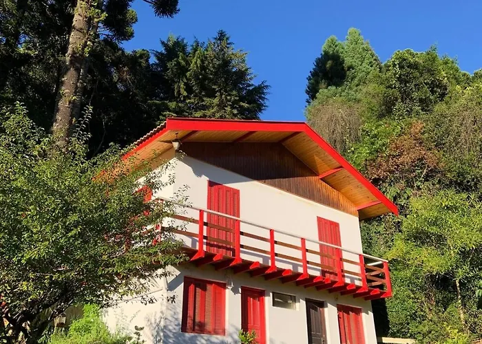 Linda Casa Em Frente Ao Lago Campos do Jordão