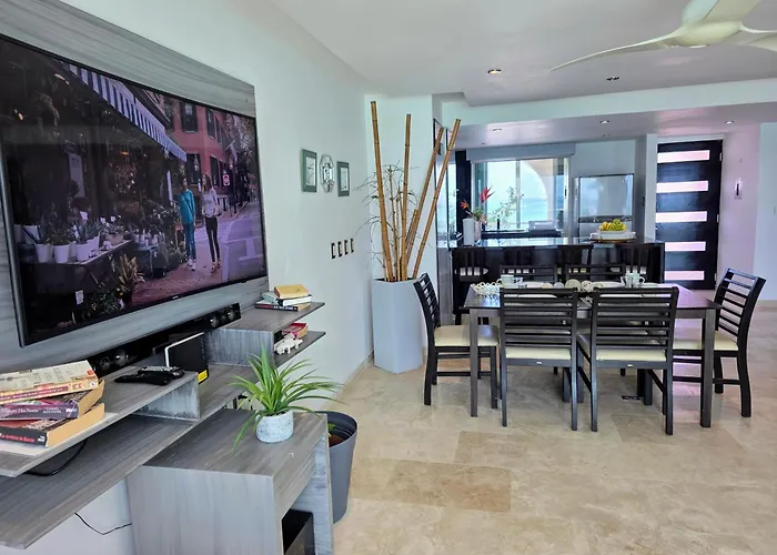 Modern Penthouse, Beautiful Ocean View, Cancún
