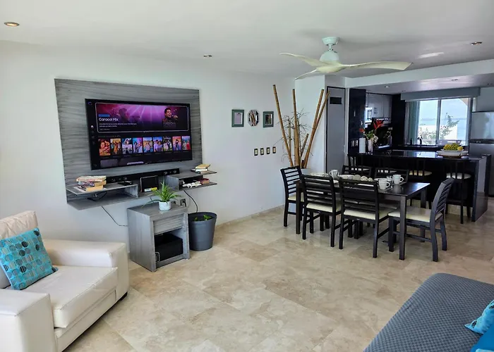 Modern Penthouse, Beautiful Ocean View, Cancún