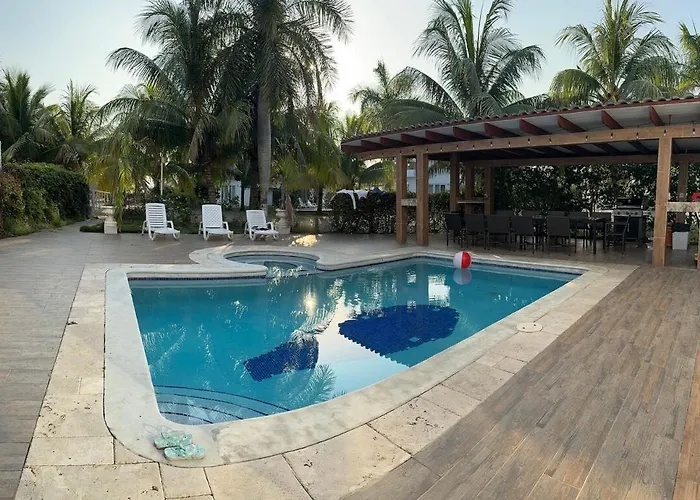 Villa Casa De Playa Del Mar Tela