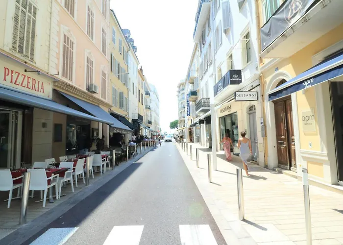 Lumineux 2 Chambres, Carre D'Or-Coeur De Cannes A2B196