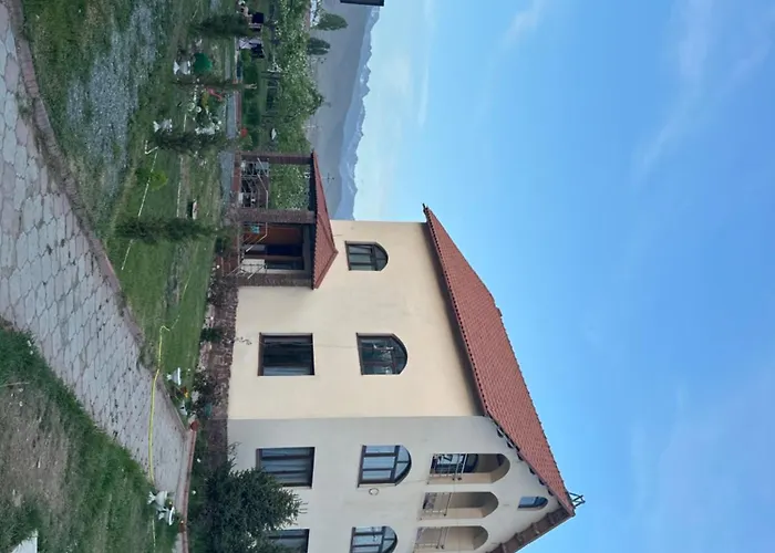 Villa Santa Barbara Tscholponata