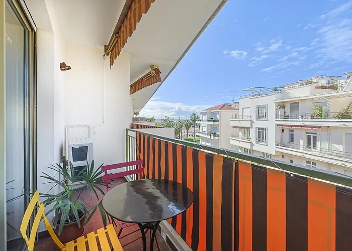 Off"Studio Terrasse A 2 Pas De La Mer Promenade Des Anglais" Nizza