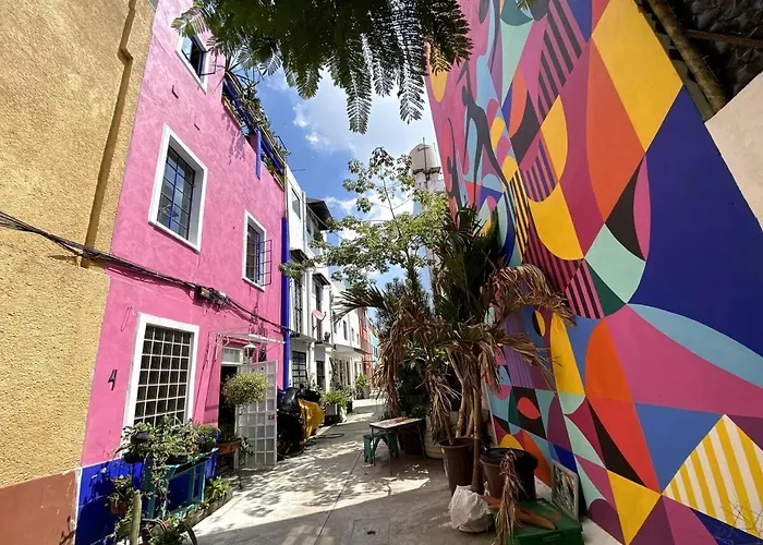 Sustainable Home - Casa Vecindad Murals Mexiko-Stadt