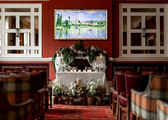 The Drayton Court Hotel London