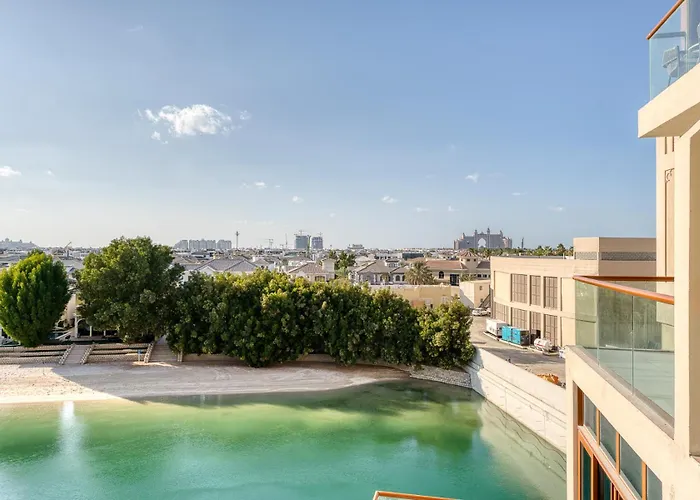 Starfish Palm Views Studio Dubai
