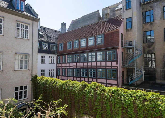 Royal And Luxurious Manor Apartments Kopenhagen