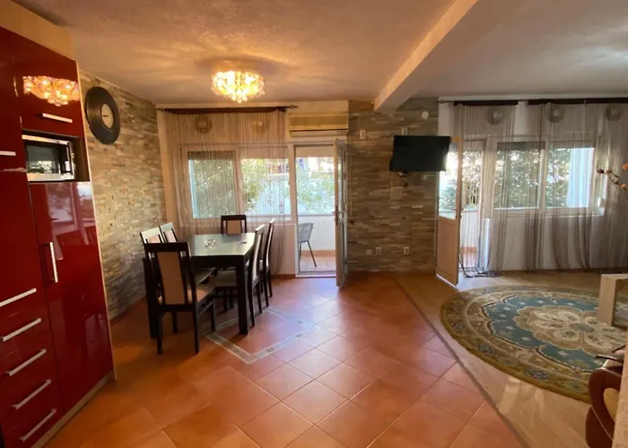 Centerside Apartment Ulcinj