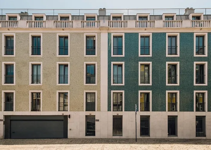 Campania - 2 Bedrooms And Parking In Estrela Lissabon
