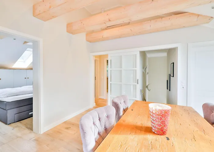 Ferienwohnung Weitblick mit großem Balkon, Sauna, Kaminofen Sellin 